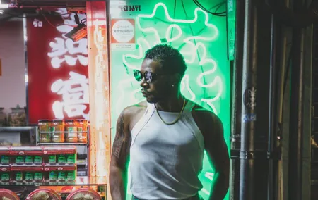 Chinatown (Yaowarat Road) Neon Photoshoot