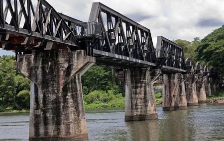 Private Tour: Thai–Burma Death Railway Bridge on the River Kwai from Bangkok