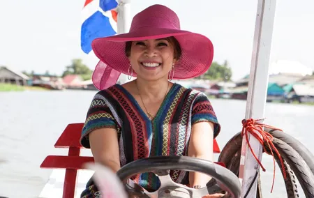 Bangkok Market Tour & Thai Cooking Class with Boat Ride with Aoy