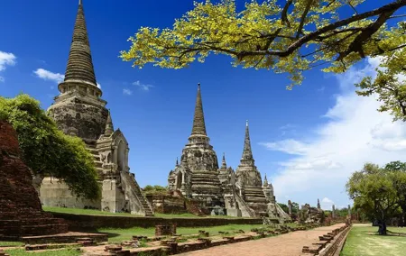 Ayutthaya Temples and Ayothaya Floating Market From Bangkok