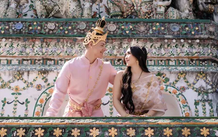 Thai Costume Photography at Wat Arun/Pho Temple: Bangkok