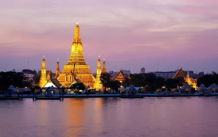Bangkok Dinner Cruise on the Chao Phraya River