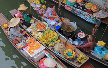 Damnoen Saduak Floating Market Small Group Tour