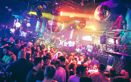 5 hours Bachelor Prague Night with Local Guide in Czech Republic