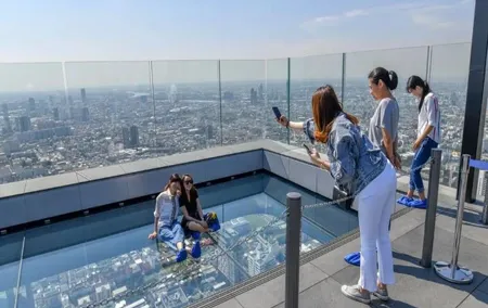 Bangkok : Mahanakhon SkyWalk Admission Ticket