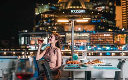 Luxury Riverside Dinner Cruise on Chao Phraya River Bangkok