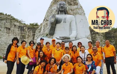 Thai PRIVATE Tour Guide