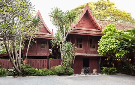 Jim Thompson House Museum Entrance Ticket & Hotel Pick up