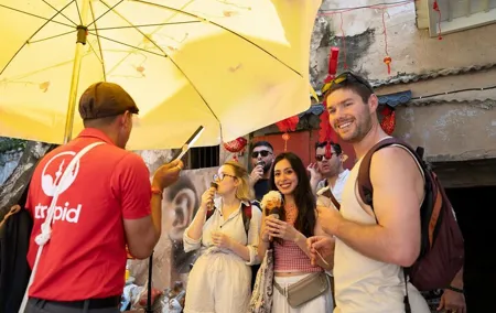 Bangkok Hidden Gems: Talad Noi, Chinatown & Street Food Tour