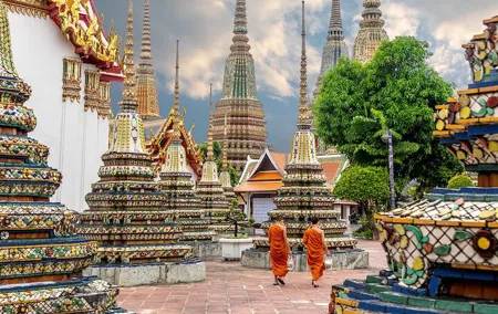 Three Temple River Cruise with Wat Pho, Wat Arun and Wat Rakhang