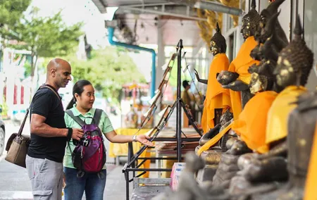 Timeless Thonburi Canal and Food Tour