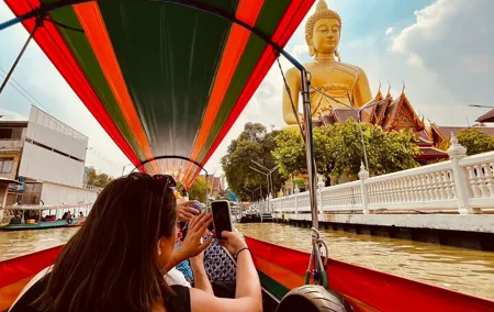 Bangkok Canal Boat Tour to Big Buddha – 1 Hour Longtail Cruise