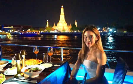 Scenic Bangkok Unicorn Dinner Cruise on Chao Phraya River