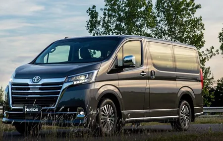 Arrival by Minibus from Bangkok Airport BKK to Bangkok or Pattaya