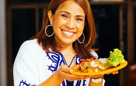The 10 Tastings of Bangkok: Private Street Food Tour