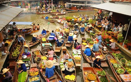 Iconic Markets: Damnoen & Train Market Explore