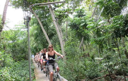 5-Hour Bike Tour of Hidden Bangkok