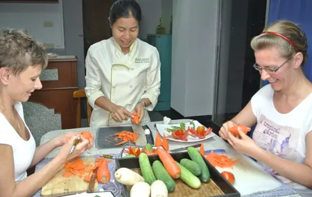 Full Day Professional Thai Fruit and Vegetable Carving Class