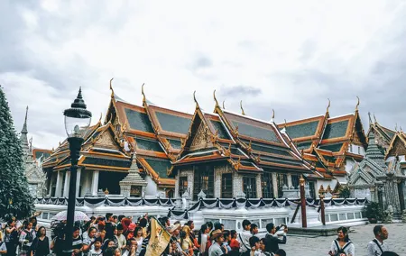 Bangkok Half Day Temple Tour with Grand Palace & Express Boat