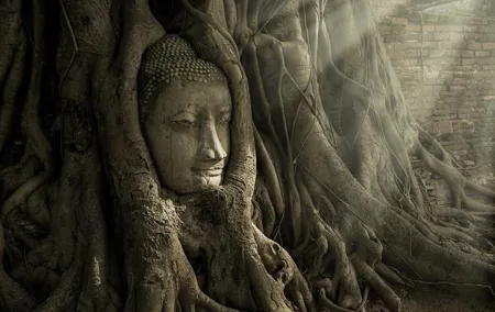 Private Ayutthaya Day Tour to Historical Temples and Boat Ride