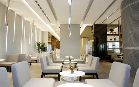 Suvarnabhumi Airport 2-Hour Miracle Lounge Access