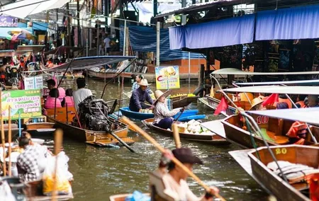 Floating Market & Railway Market near Bangkok