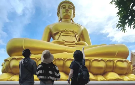 Giant Buddha and Bangkok Local Tour
