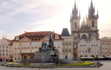 Pedestrian tour of Prague in Spanish