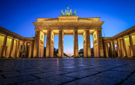 Private Transfer Service from Prague to Berlin with optional stop
