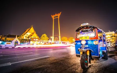 Private Evening Tuk-Tuk Tour of Bangkok – SHA Plus Certified