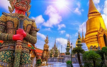 Grand Palace Tour & Emerald Buddha Temple Tour Bangkok