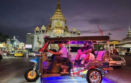Tuk Tuk Tour Bangkok by Nighttime Sightseeing
