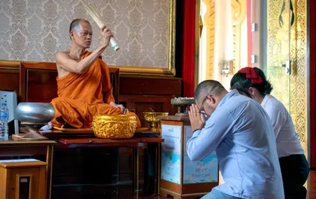 Sacred Temples of Bangkok: Half-Day Cultural Journey