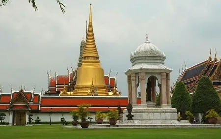 Bangkok Famous Temples sightseeing with Chinatown