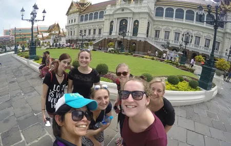 Private Tour : Grand Palace and Emerald Buddha Temple