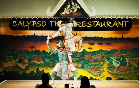 Bangkok Thai Dance Show with Dinner with Private Transfer