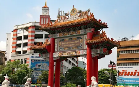 Bangkok: Chinatown By Night Walking Tour