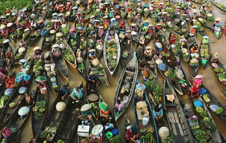 Explore Khlong Lat Mayom Floating market in Bangkok Tour
