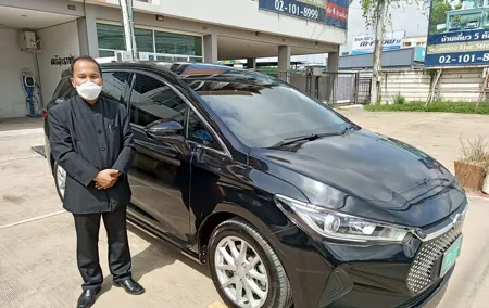 Green Ride: 100% Electric Bangkok Airport Transfer