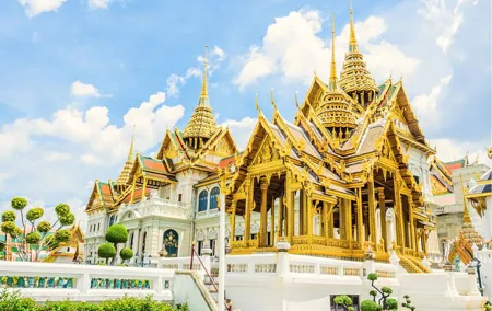 Bangkok: Royal Private Tour of Grand Palace, Wat Pho & Wat Arun