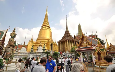 Thonburi Canals and Grand Palace Guided Tour
