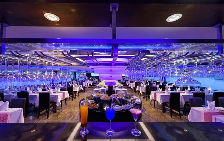 Bangkok Chao Phraya River Cruise Dinner and optional Transfer