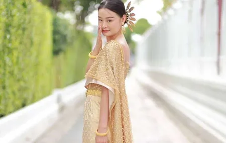 An Insta Bangkok City Tour: Lights, Camera & Landmark
