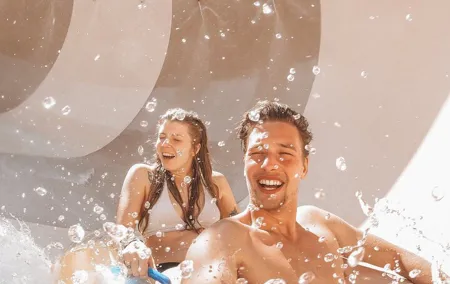 Bangkok: Siam Park Admission Ticket with Lunch and Transfer
