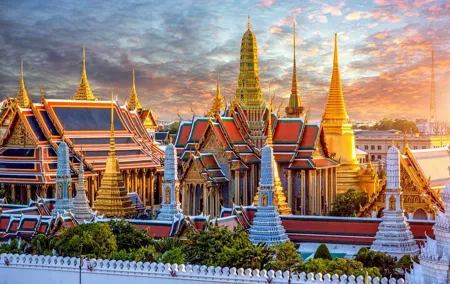 Bangkok's Big Four Temples Self-Guided Walking Tour Bundle