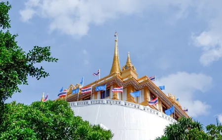 Half Day Bangkok Food and Sightseeing Tour