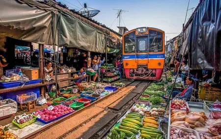 Damnoen Saduak Floating Market & Maeklong Market Tour frm Bangkok