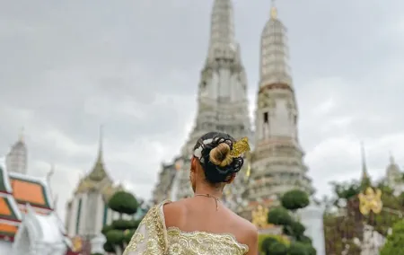 Wat Pho and Wat Arun Guided Walking Tour (2 Hours)