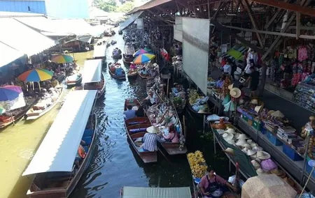 Floating Market Experience: Damnoen Saduak Tour + Paddle Boat