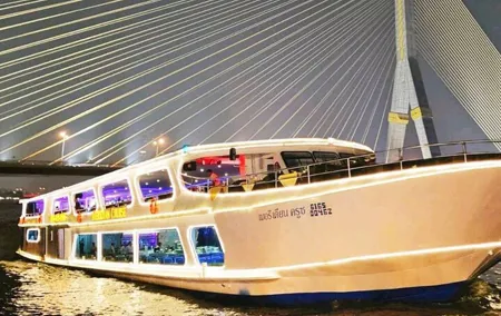 Meridian Dinner Cruise in Bangkok (Weekends)